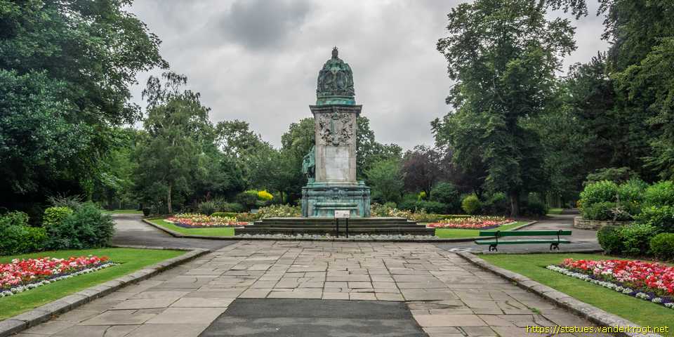 Leeds - Queen Victoria