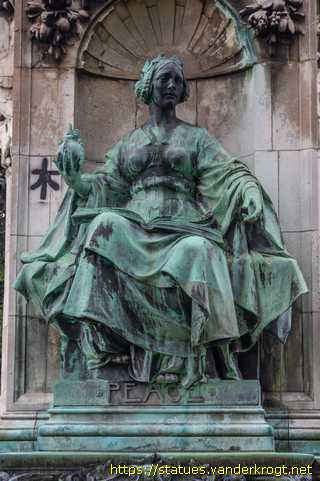 Leeds - Queen Victoria