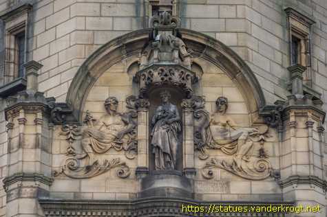 Wakefield - Allegorical statue and reliefs