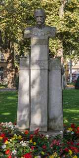 Zagreb - Poprsja značajnih hrvatskih ličnosti