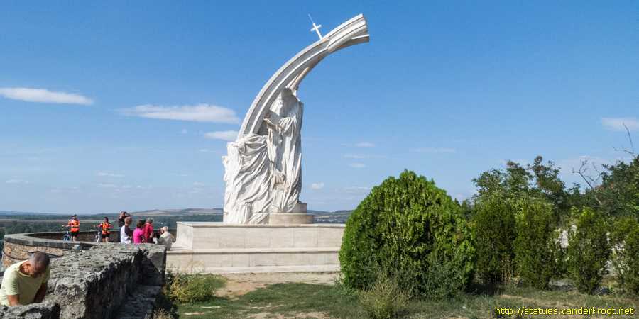 Esztergom - Szent István megkoronázásának szobra