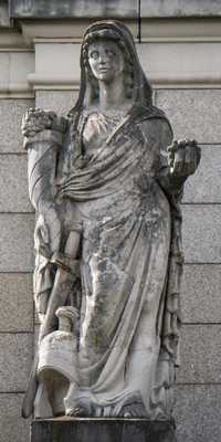 Dublin - Baile Átha Cliath / The Custom House Statues