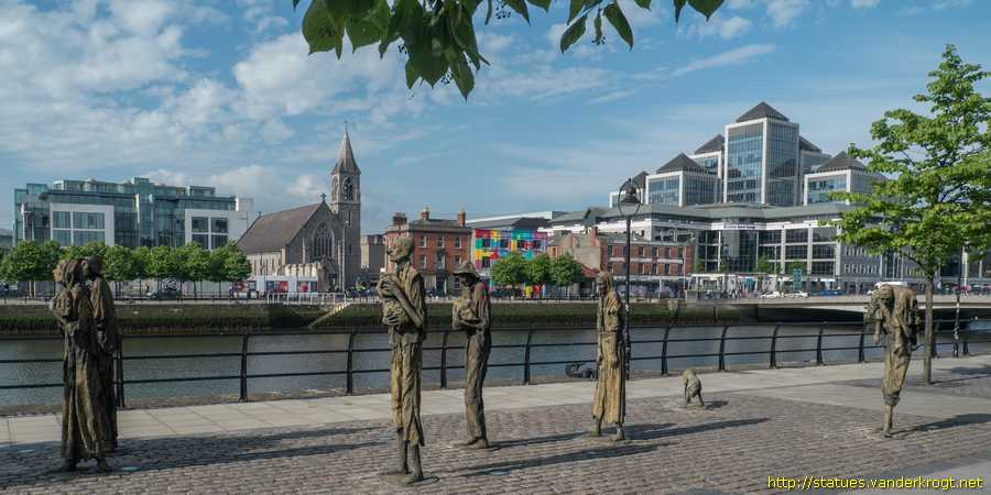 Dublin - Baile Átha Cliath / Famine - <i>an Gorta</i>