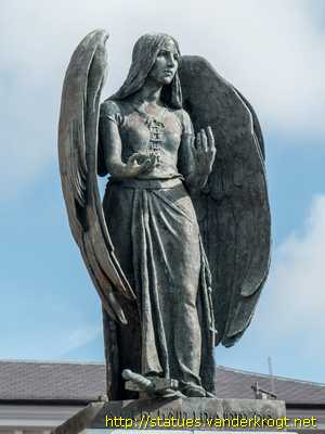 Cobh - An Cóbh / Lusitania Peace Memorial - Cuimhneachán síochána an Lusitania