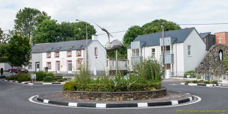 Carrigaline - Carraig Uí Leighin / Millennium Sculpture - Heron
