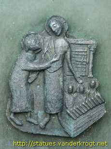 Galway - Gaillimh / Sculptures at Galway Cathedral