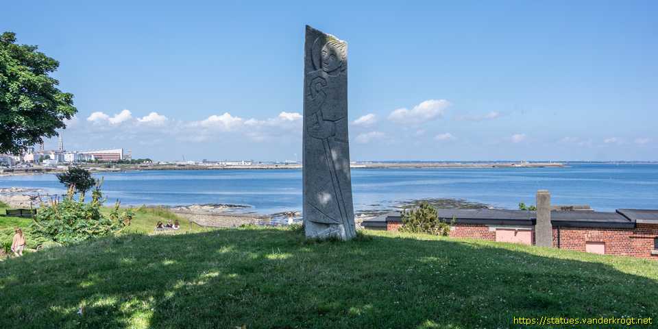 Sandycove - Cuas an Ghainimh - Stele