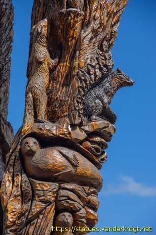 Dublin - Baile Átha Cliath - Tree of Life