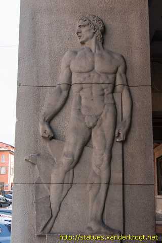 Bologna - Sei figure allegoriche