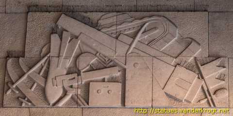 Bologna - Sei figure allegoriche