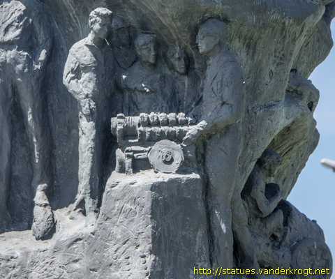 Modena - Monumento a Enzo Ferrari