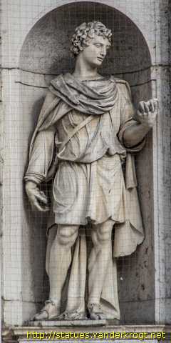 Reggio nell'Emilia - Statue dei Santi alla Cattedrale di Santa Maria Assunta