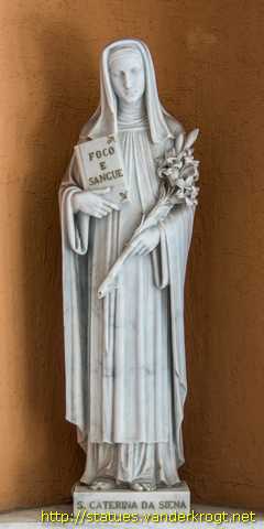 Carrara - Statue dei Santi al'Istituto Figlie di Gesú