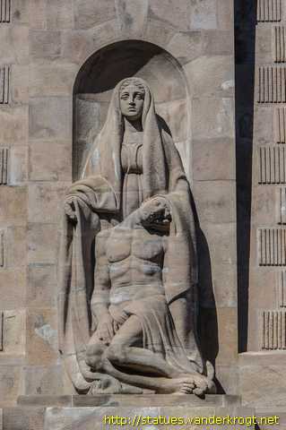 Lucca - Monumento ai caduti