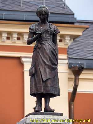 Klaipėda - Taravos Anikė ir paminklas Simonui Dachui