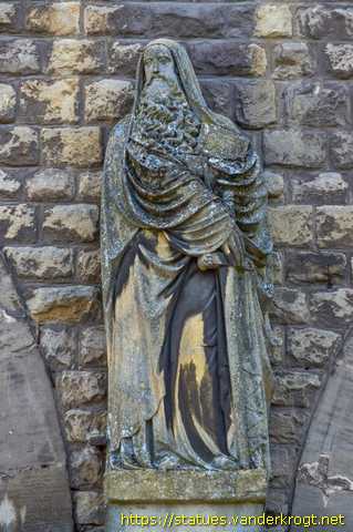 Dudelange - Christ, St. Paul et St. Pierre