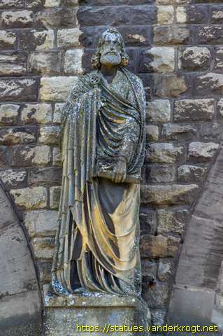 Dudelange - Christ, St. Paul et St. Pierre