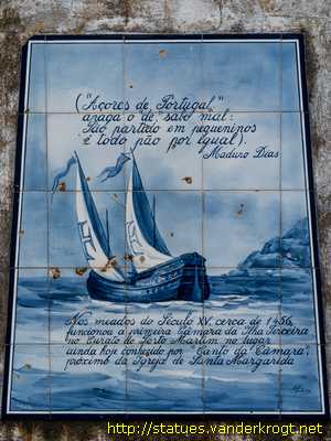 Porto Martins - Monumento para os quatro Joãos etc.