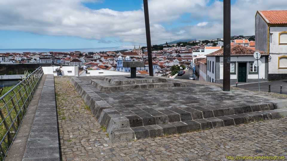 Angra do Heroísmo - Altar Nave - Em louvor de