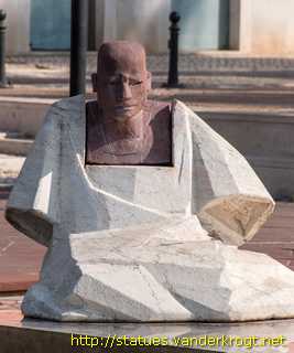 Silves - Monumento a Al Mouhatamid Ibn Abbad