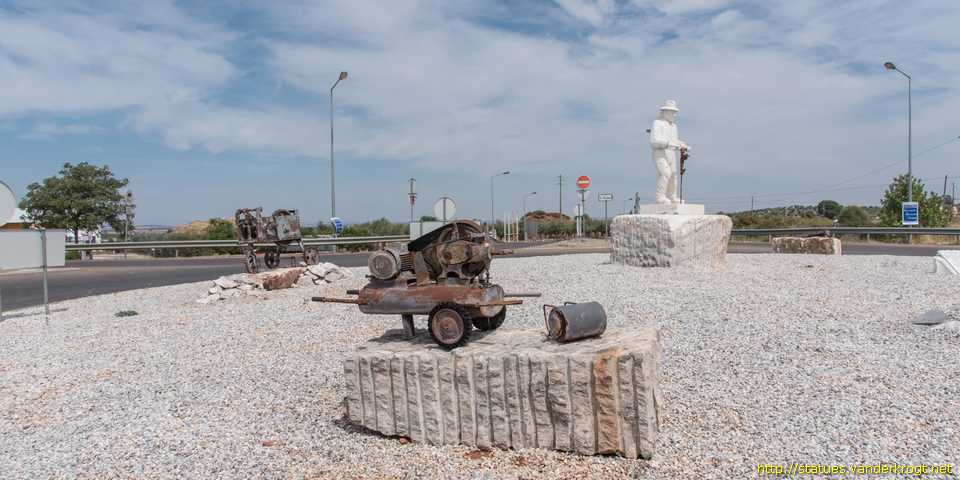 Borba - Monumento ao Trabalhador das Pedreiras