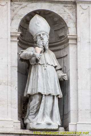 Estátuas na Igreja de São Vicente de Fora