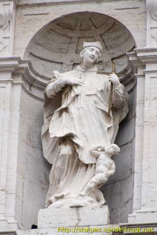 Estátuas na Igreja de São Vicente de Fora