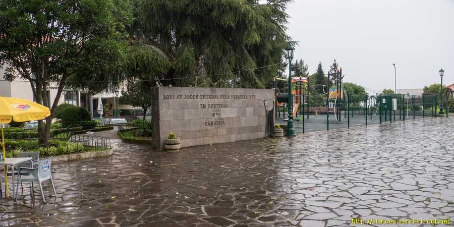 Camacha - Monumento ao Futebol