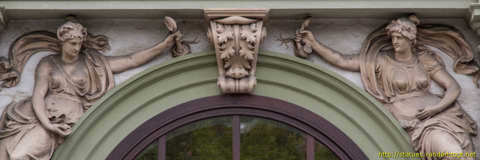 Maribor - Kipi na pošti