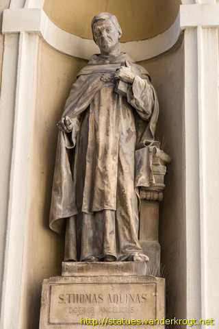 Ljubljana - Kipi svetnikov in škofje na ljubljanski stolnici