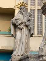 Komárno - Komárom / Trojičný a morový stĺp - Szentháromság és Pestis szobor