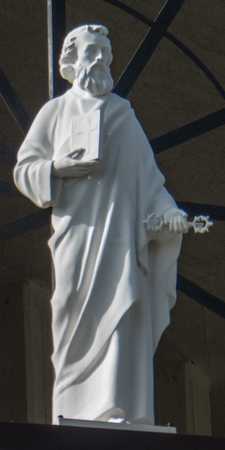 Borgo Maggiore - Statue dei Santi al Santuario del Cuore Immacolato di Maria