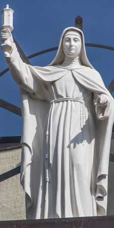 Borgo Maggiore - Statue dei Santi al Santuario del Cuore Immacolato di Maria