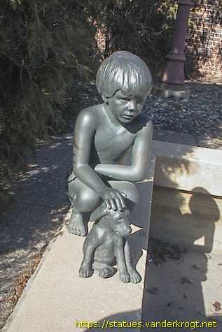 Red Wing - Reading girl, boy with dog and other childrem