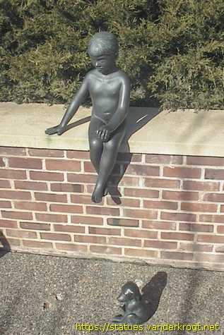 Red Wing - Reading girl, boy with dog and other childrem