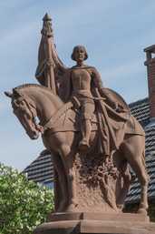 Jeanne d'Arc équestre - Monument aux morts (Bischoffsheim, France)